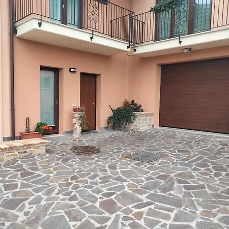 La Casa Di Giuliana 3* Cermignano